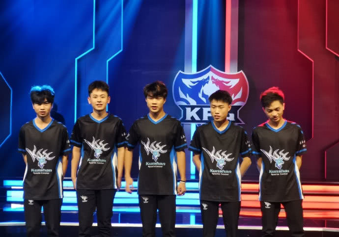 GOAT！Faker成为LOL赛事首位单一联赛登场1000场比赛的选手